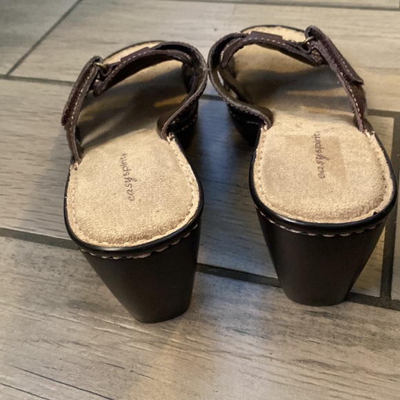 Easy Spirit Casual Slip On Leather Sandals Size 8M Brown Adjustable - Picture 5 of 8